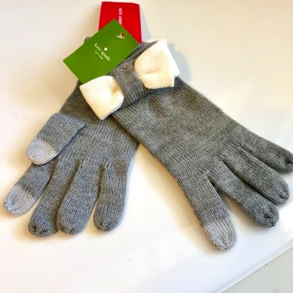 NWT KATE SPADE NY Tech-Savvy Colorblock Bow Gloves Grey/White Sweater Knit OS